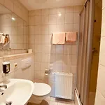 Otel Rotgiesserhaus 3*