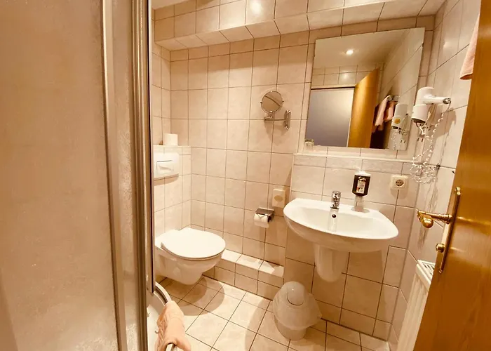 Rotgiesserhaus فندق