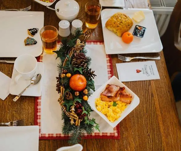 Rotgiesserhaus فندق